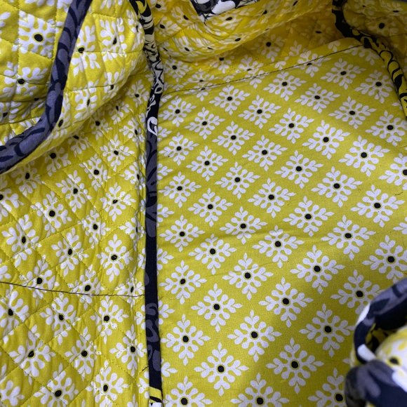 VERA BRADLEY Multicolor Floral XL Shoulder Bag - Picture 10 of 12